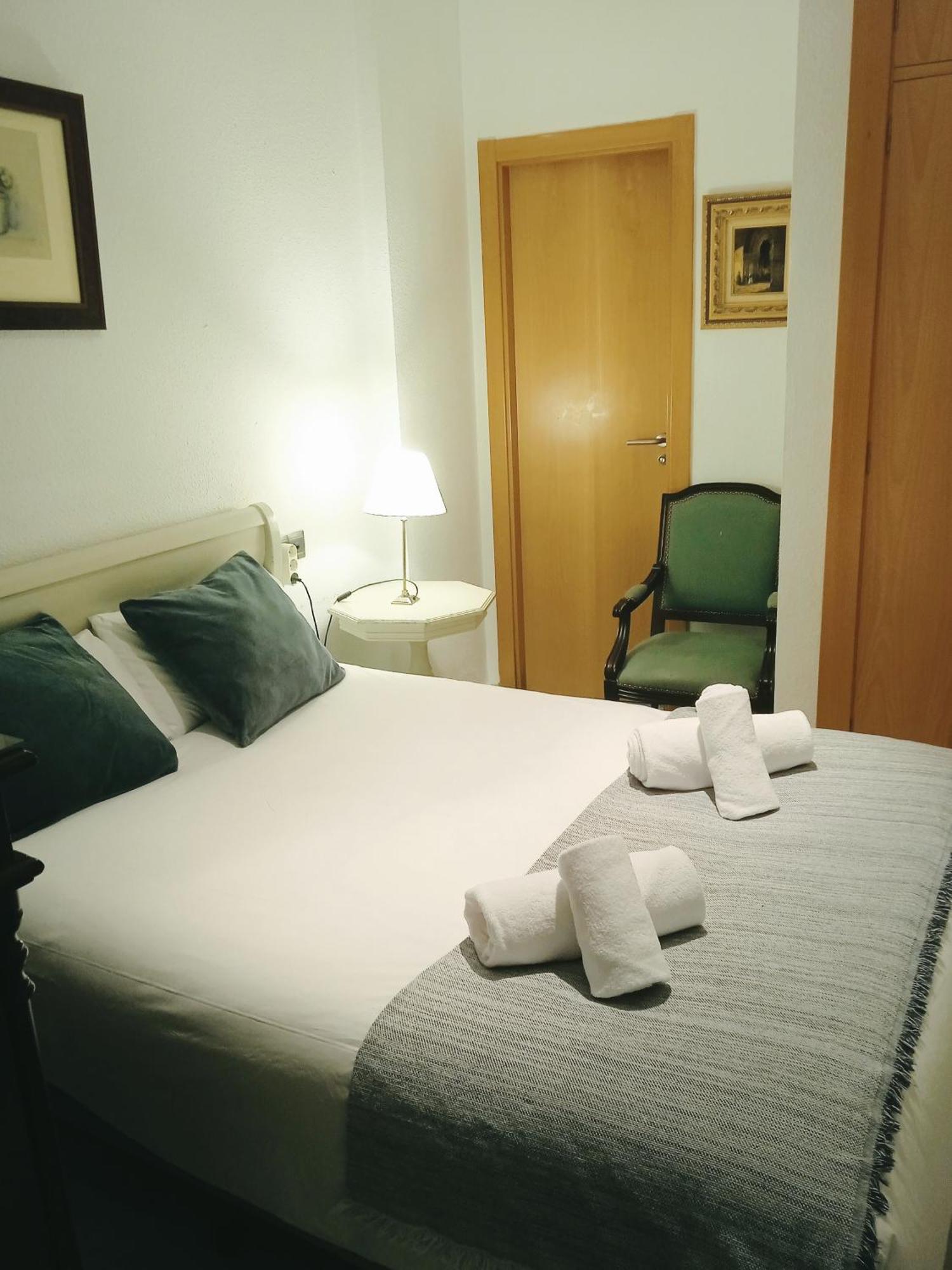 Apartamento Con Encanto Muy Centrico En Pilatos Sevilla Ideal Para Pareja Sevilha Quarto foto
