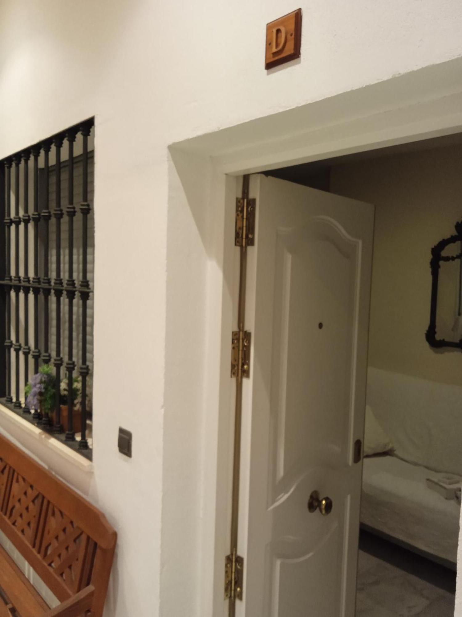 Apartamento Con Encanto Muy Centrico En Pilatos Sevilla Ideal Para Pareja Sevilha Exterior foto