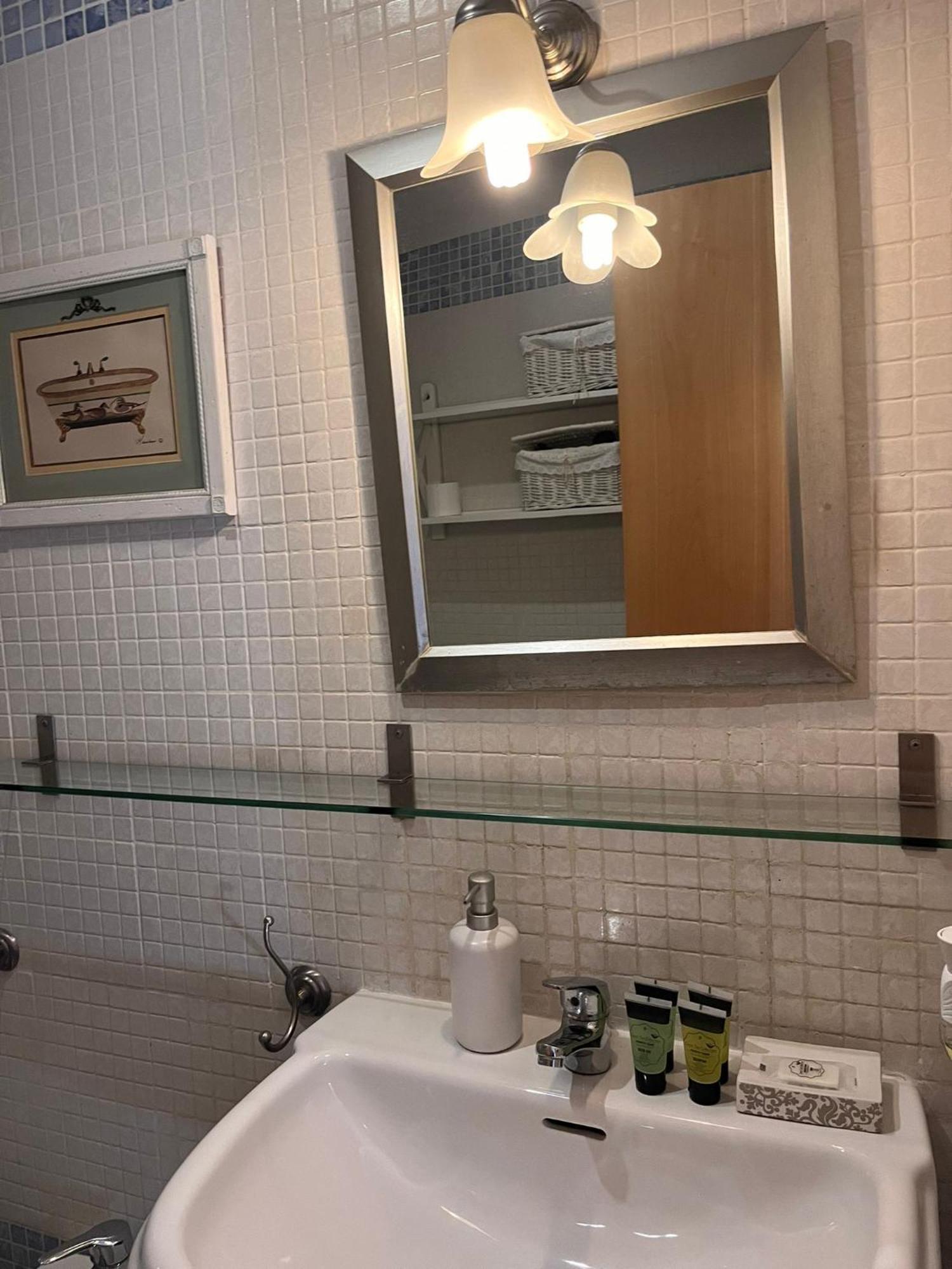 Apartamento Con Encanto Muy Centrico En Pilatos Sevilla Ideal Para Pareja Sevilha Exterior foto