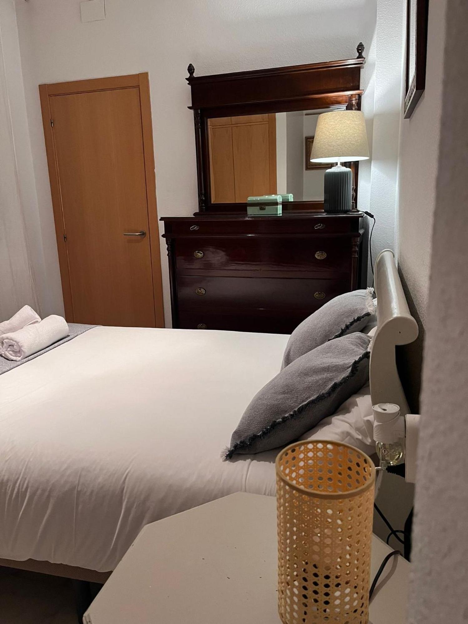 Apartamento Con Encanto Muy Centrico En Pilatos Sevilla Ideal Para Pareja Sevilha Exterior foto